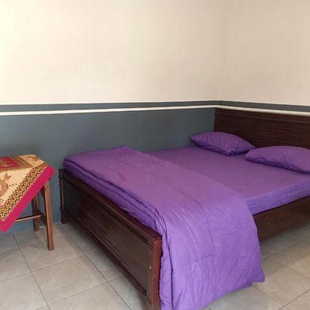 Homestay Anggun Bromo Exterior photo
